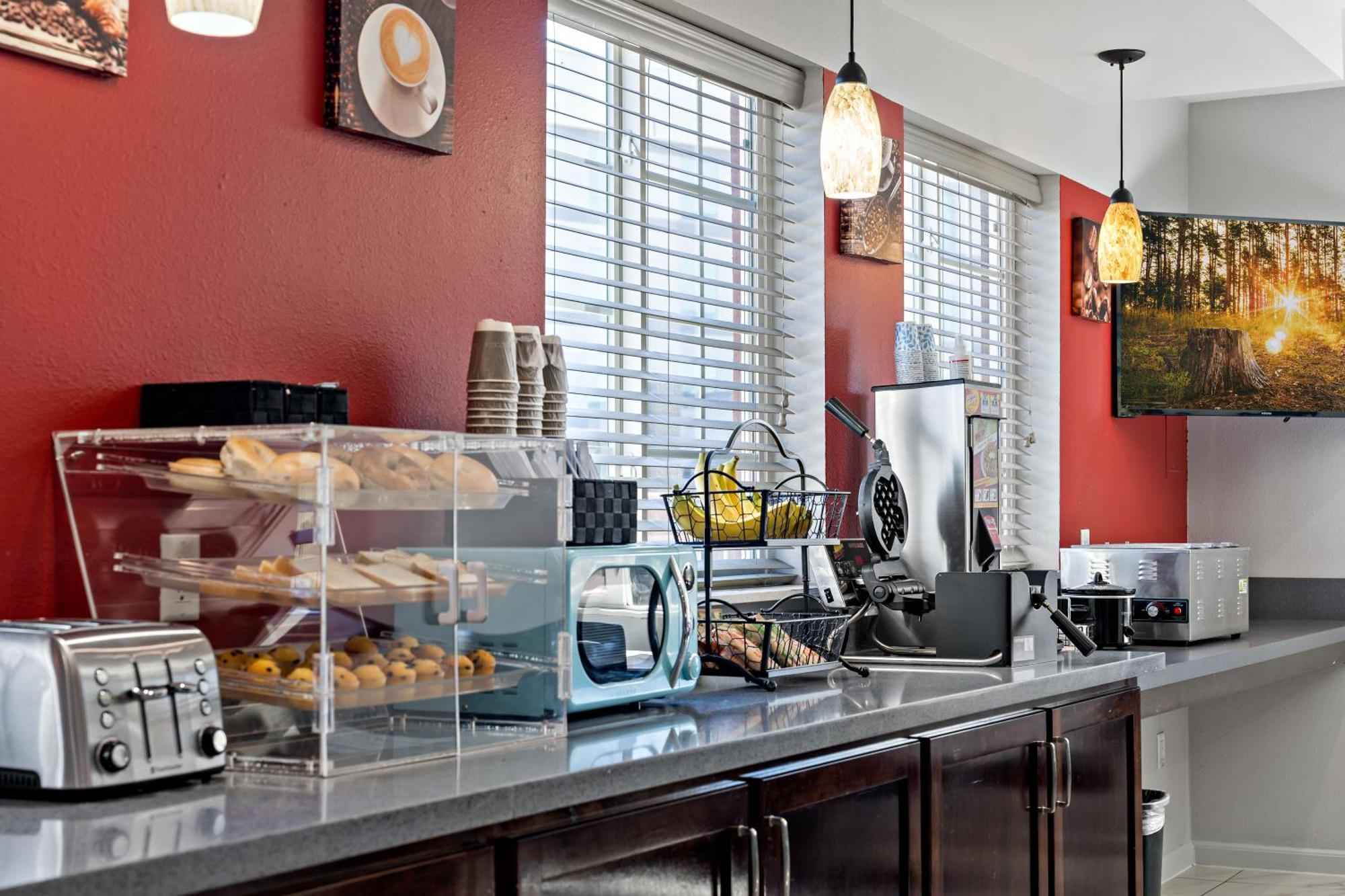 Paris Inn & Suites Ngoại thất bức ảnh