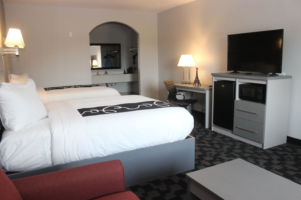 Paris Inn & Suites Ngoại thất bức ảnh